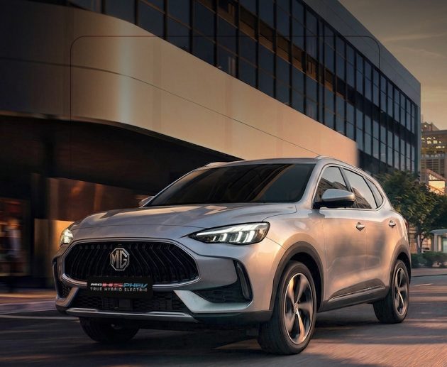 The current-generation MG HS PHEV True Hybrid Electric vehicle, now available for ready delivery in Pakistan ahead of Eid.