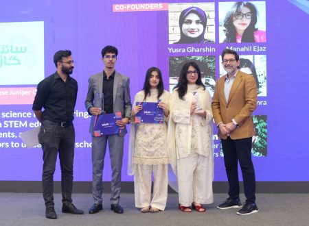 Students receiving certificates and recognition at the SparkTank Cohort 3 graduation ceremony in Lahore, showcasing young entrepreneurs alongside mentors and Beaconhouse leadership during the startup showcase event.