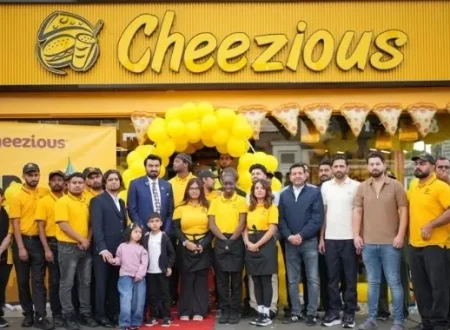 Cheezious team and guests celebrate the opening of the brand’s first international outlet on Ilford Lane in London, marking its expansion from Pakistan to the UK.